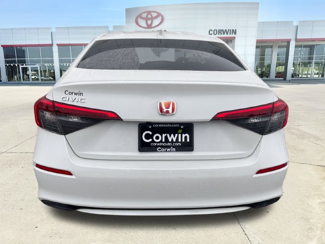 Used 2023 Honda Civic EX image 4