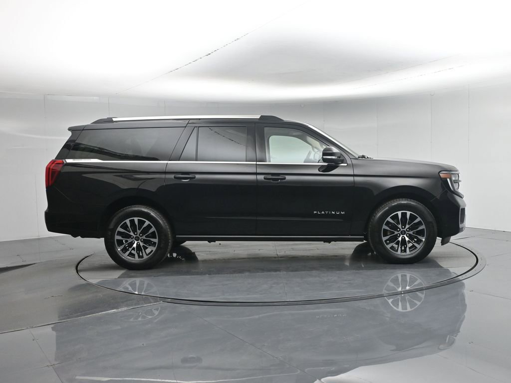 Certified 2025 Ford Expedition Max Platinum image 32