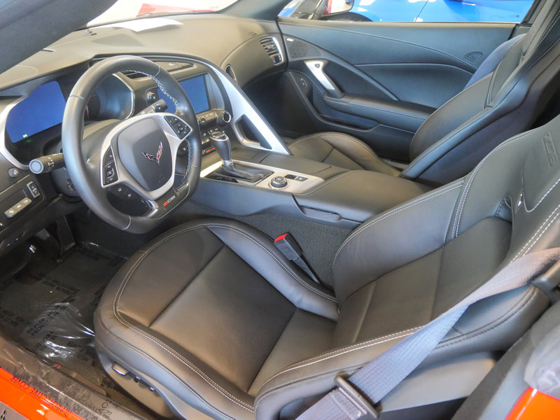 Used 2016 Chevrolet Corvette Z06 w/ 2LZ Preferred Equipment Group image 9