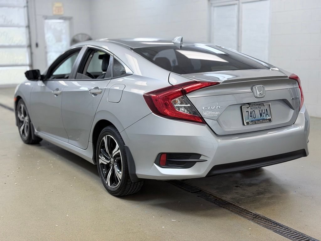 Used 2016 Honda Civic Touring image 7