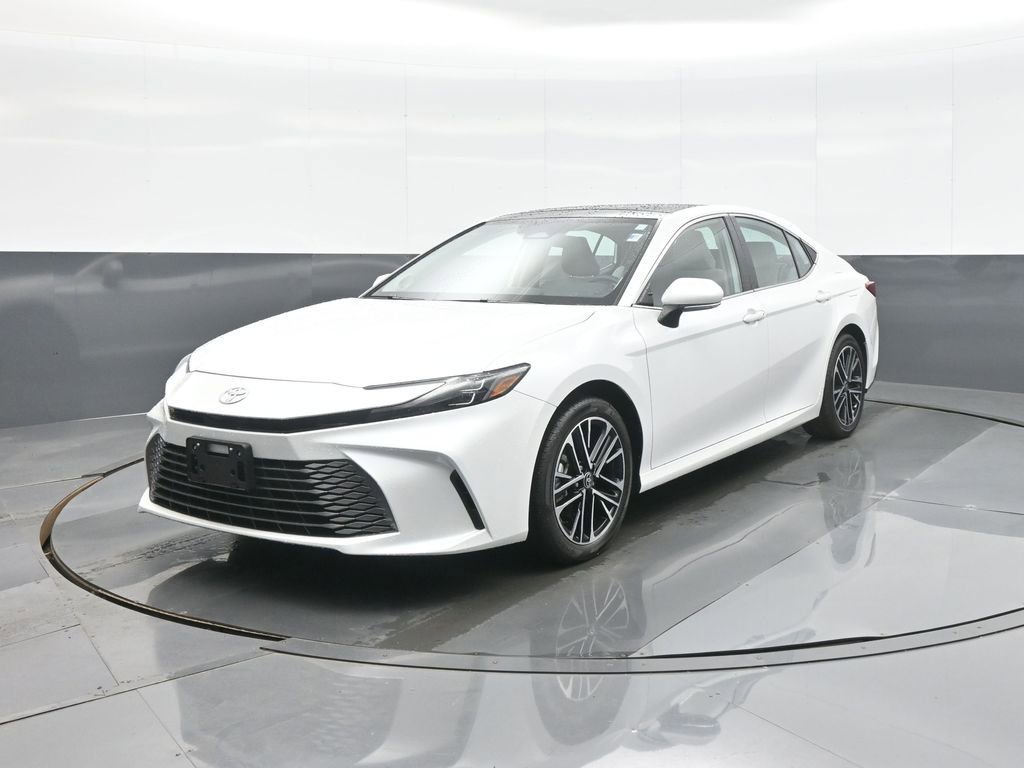 Certified 2025 Toyota Camry XLE w/ Premium Package AWD/4WD image 5