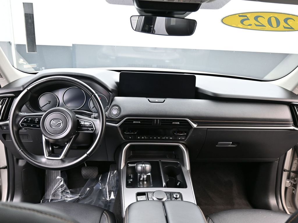 Used 2025 MAZDA CX-90 3.3 Turbo w/ Preferred Package image 9