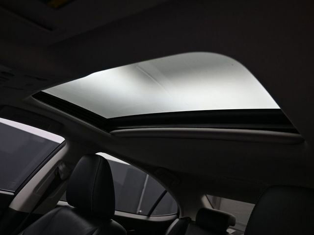 Used 2014 Lexus ES 350 w/ Luxury Package image 30