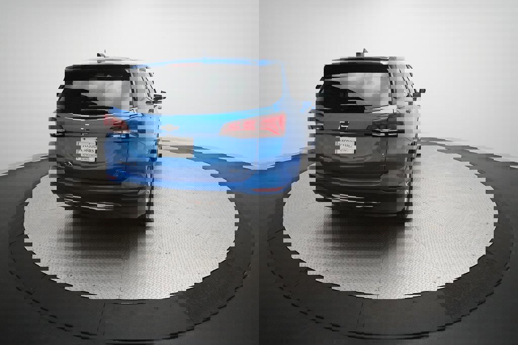 Used 2024 Chevrolet Equinox LT image 35