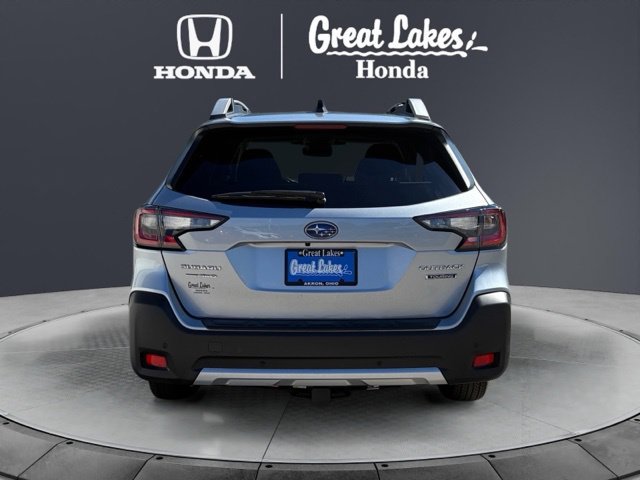 Used 2025 Subaru Outback Touring AWD/4WD image 5
