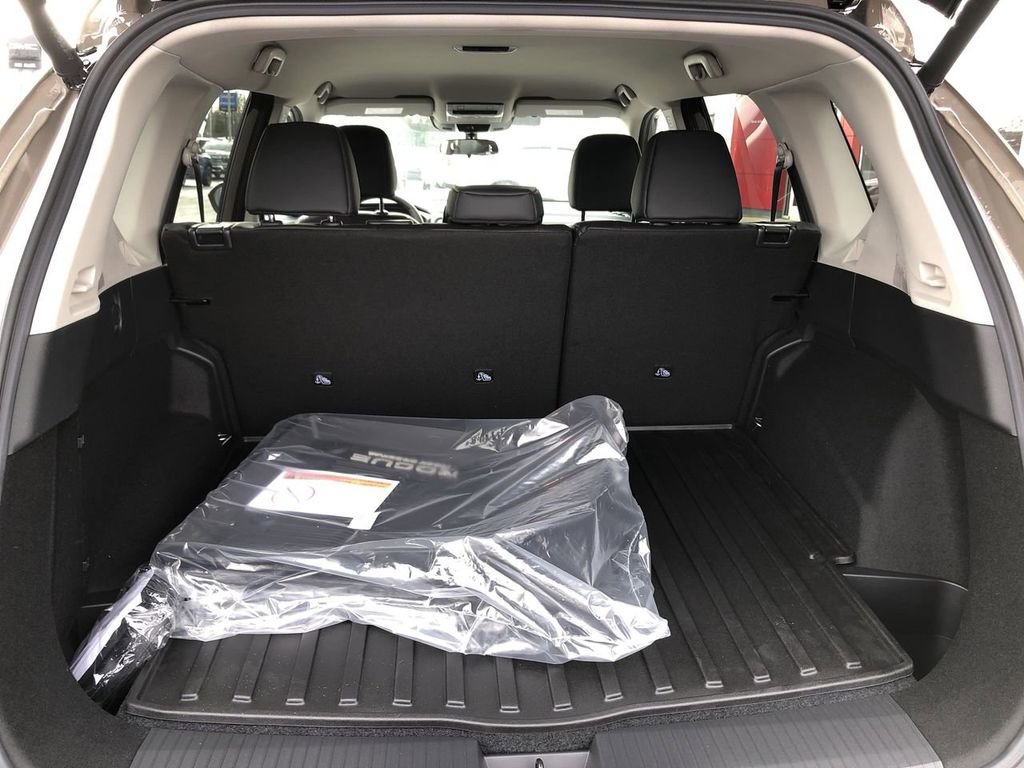 New 2026 Nissan Rogue SV AWD/4WD image 17