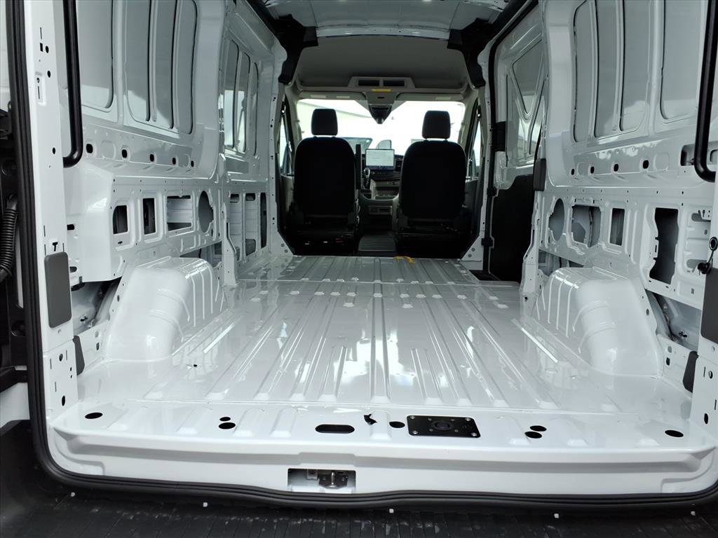New 2026 Ford Transit 350 148 Medium Roof image 5