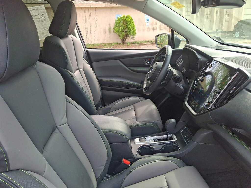 Used 2024 Subaru Ascent Onyx Edition image 11