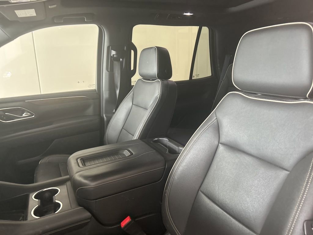 Used 2022 Chevrolet Tahoe Premier w/ Premium Package image 6