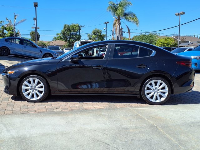 Used 2021 MAZDA MAZDA3 s FWD image 3