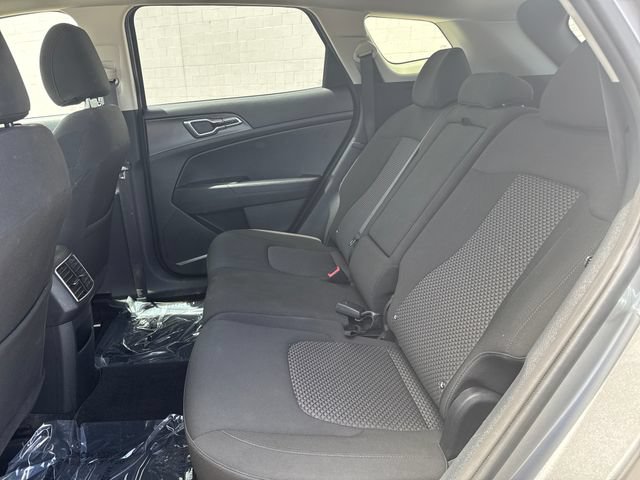 Used 2024 Kia Sportage LX AWD/4WD image 30