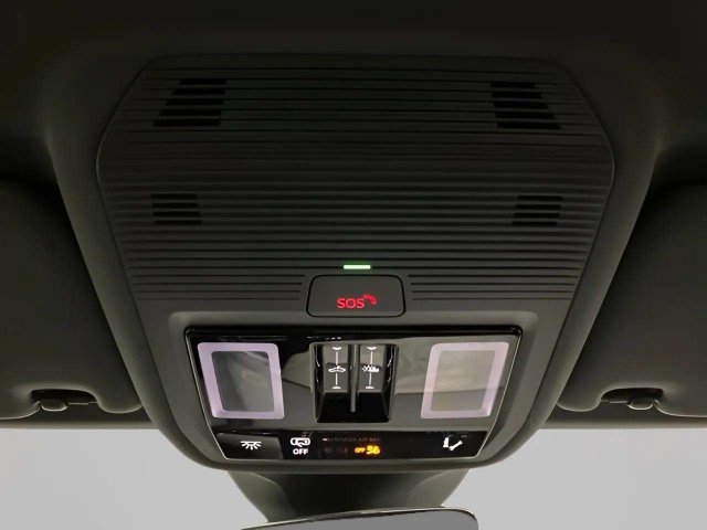 Used 2023 Audi Q4 e-tron Premium Plus w/ Premium Plus AWD/4WD image 59