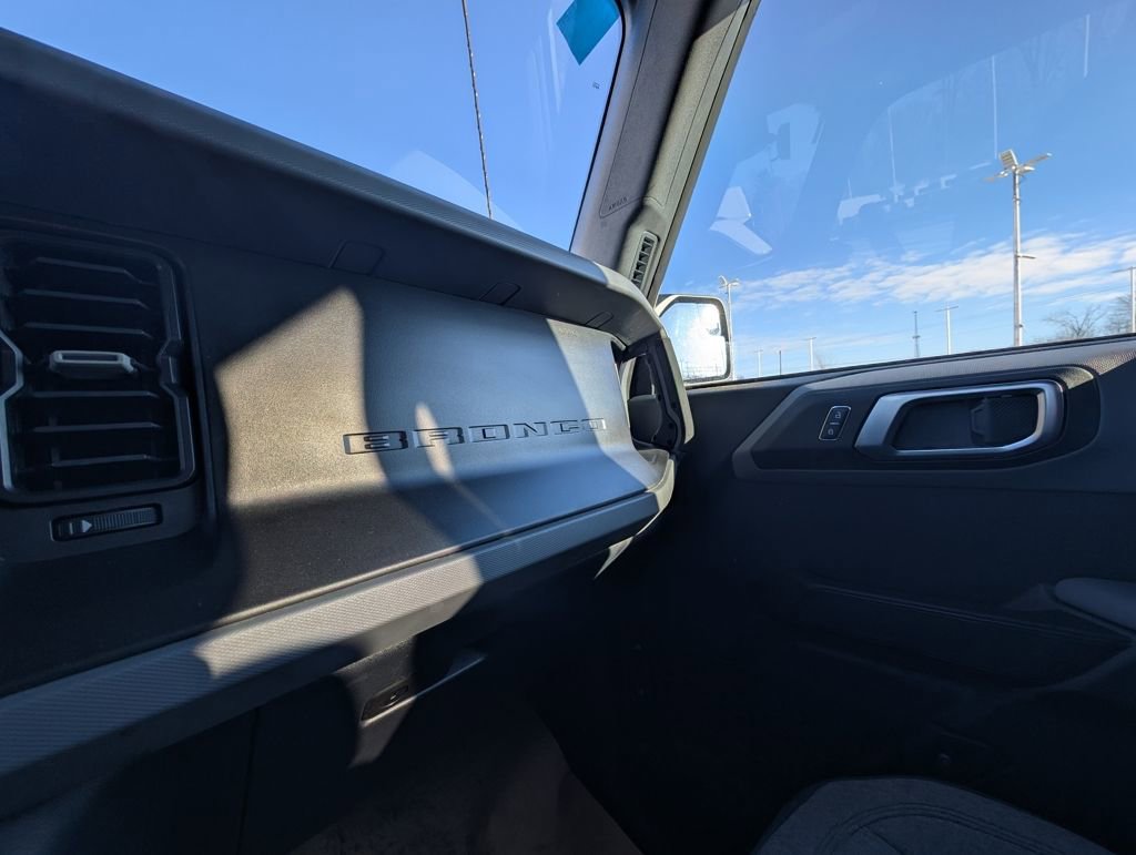 Used 2023 Ford Bronco Big Bend image 41