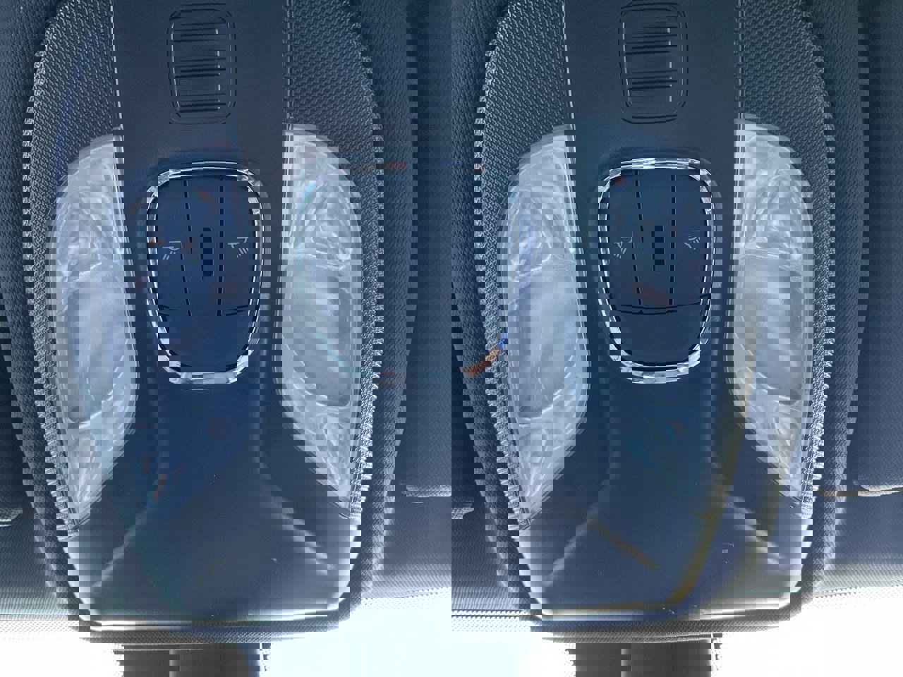 Used 2023 Jeep Compass Latitude image 28