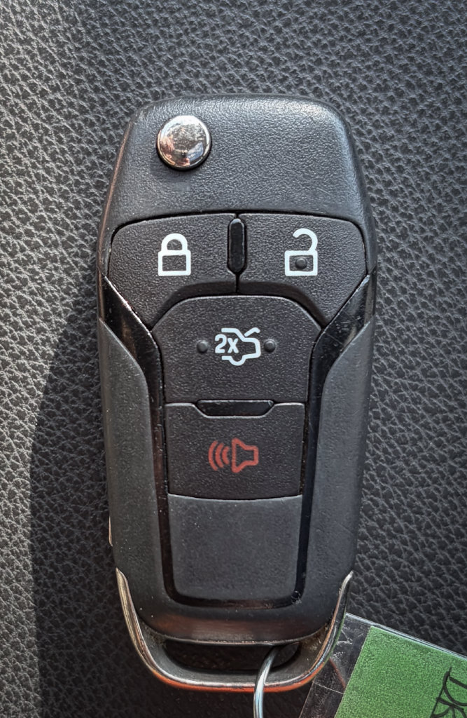 Used 2013 Ford Fusion SE FWD image 5