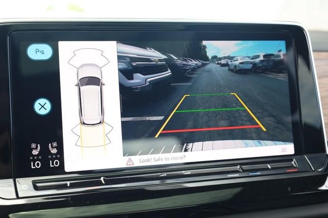 New 2026 Volkswagen Atlas SEL image 18