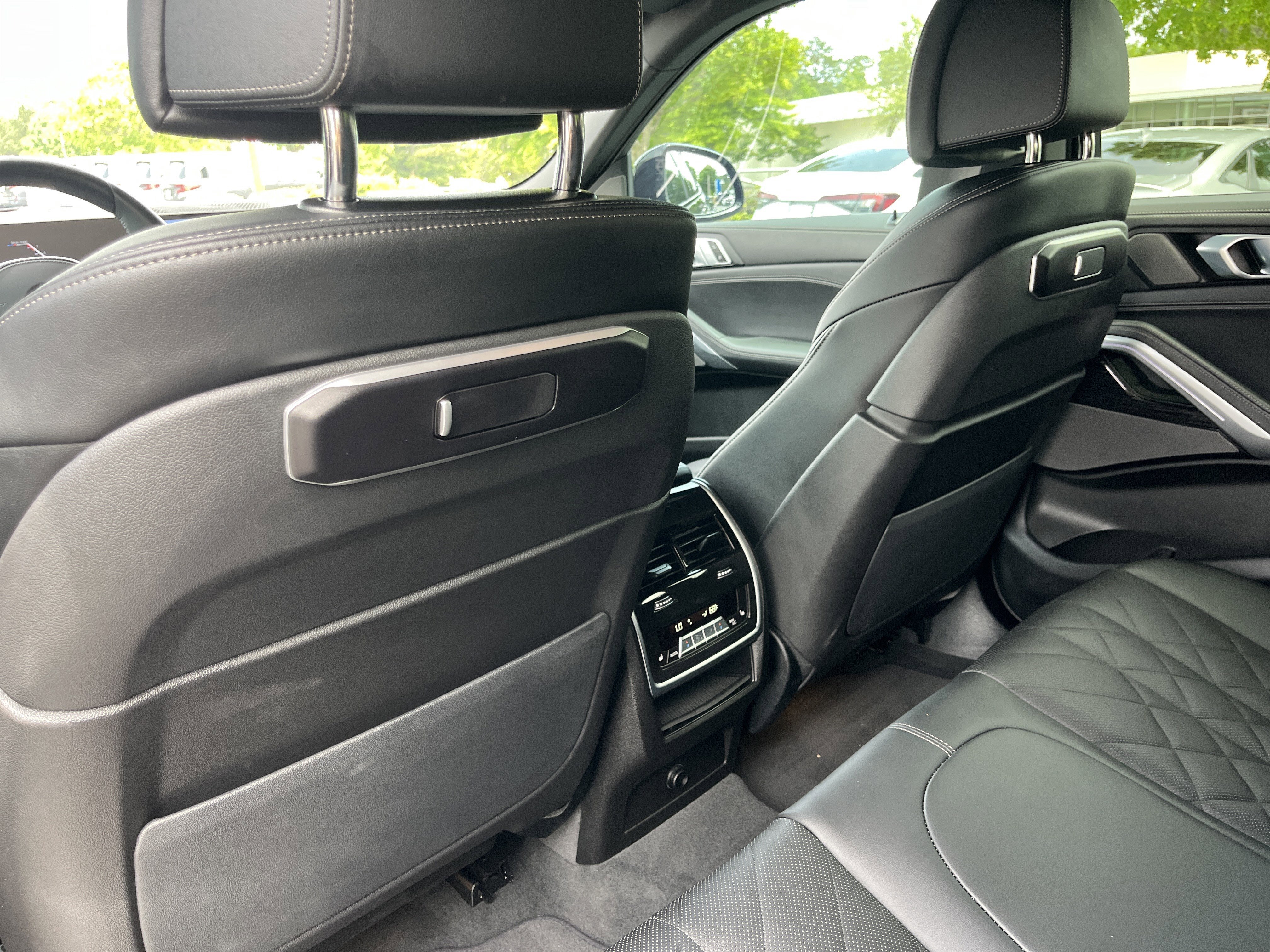Used 2026 BMW X6 xDrive40i AWD/4WD image 21