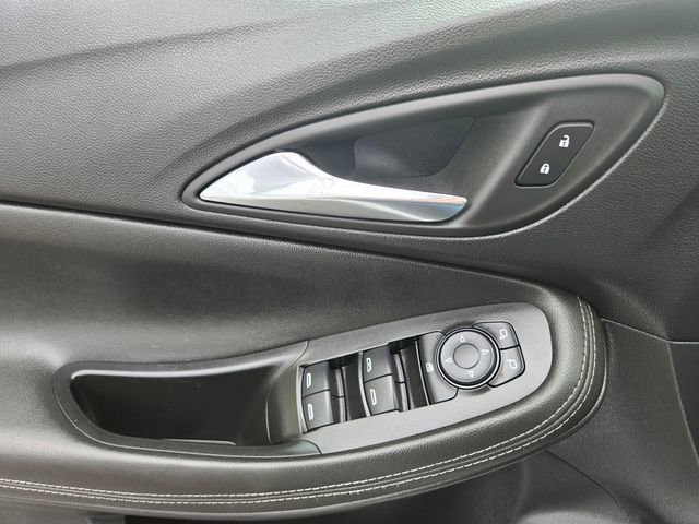 Used 2024 Buick Encore GX Preferred image 17