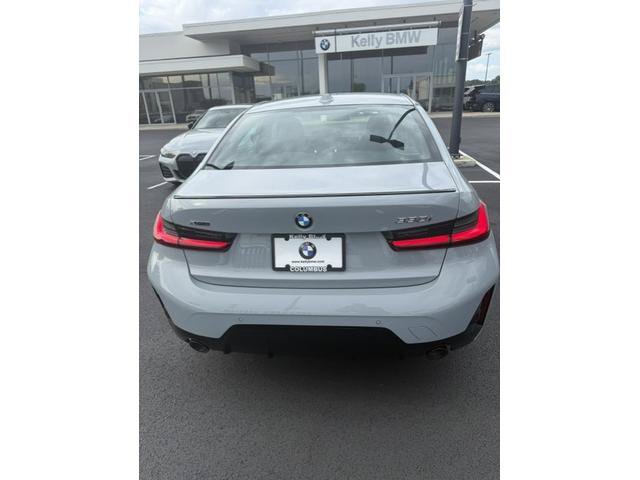 Used 2026 BMW 330i xDrive Sedan w/ M Sport Package AWD/4WD image 4