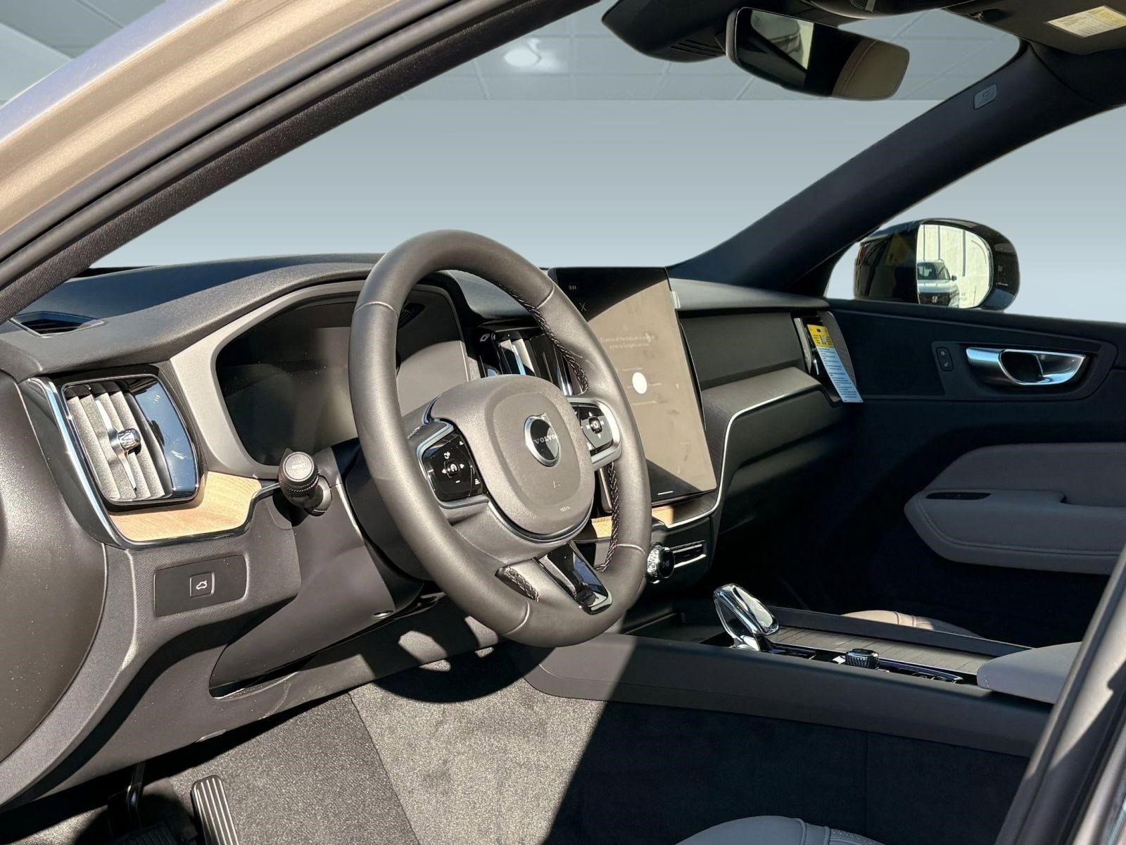 Certified 2026 Volvo XC60 B5 Plus w/ Protection Package Premier AWD/4WD image 4