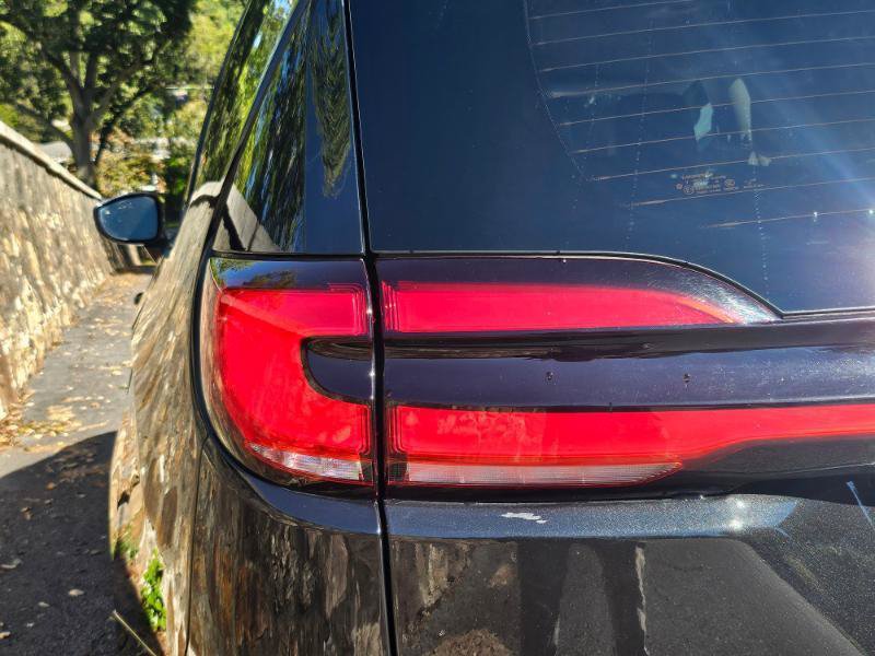 Used 2021 Chrysler Pacifica Touring-L FWD image 26