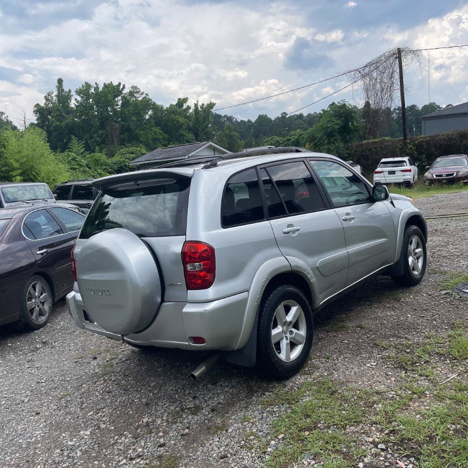 Used 2004 Toyota RAV4 4WD image 5