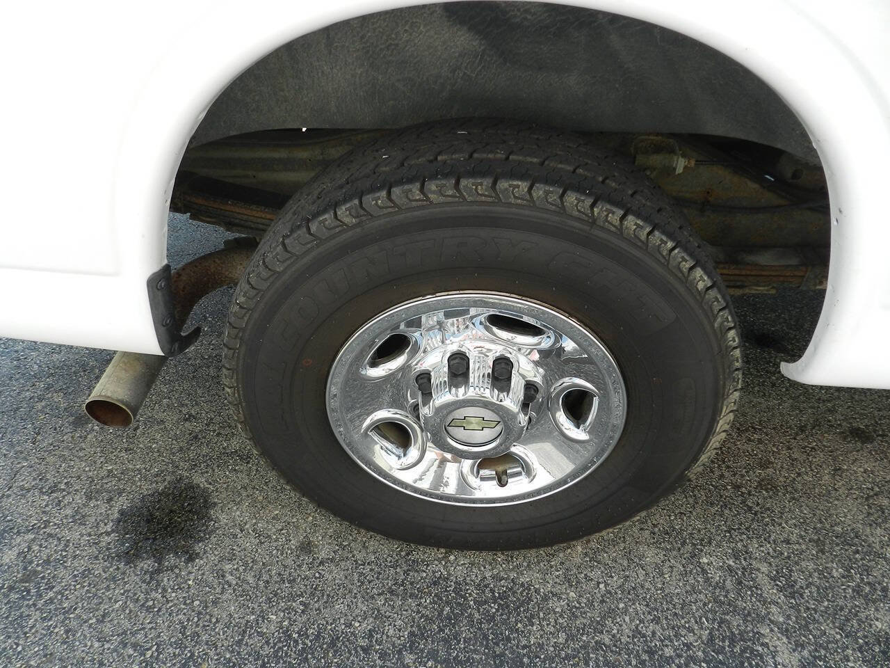 Used 2016 Chevrolet Express 3500 LT w/ LT Preferred Equipment Group RWD image 17