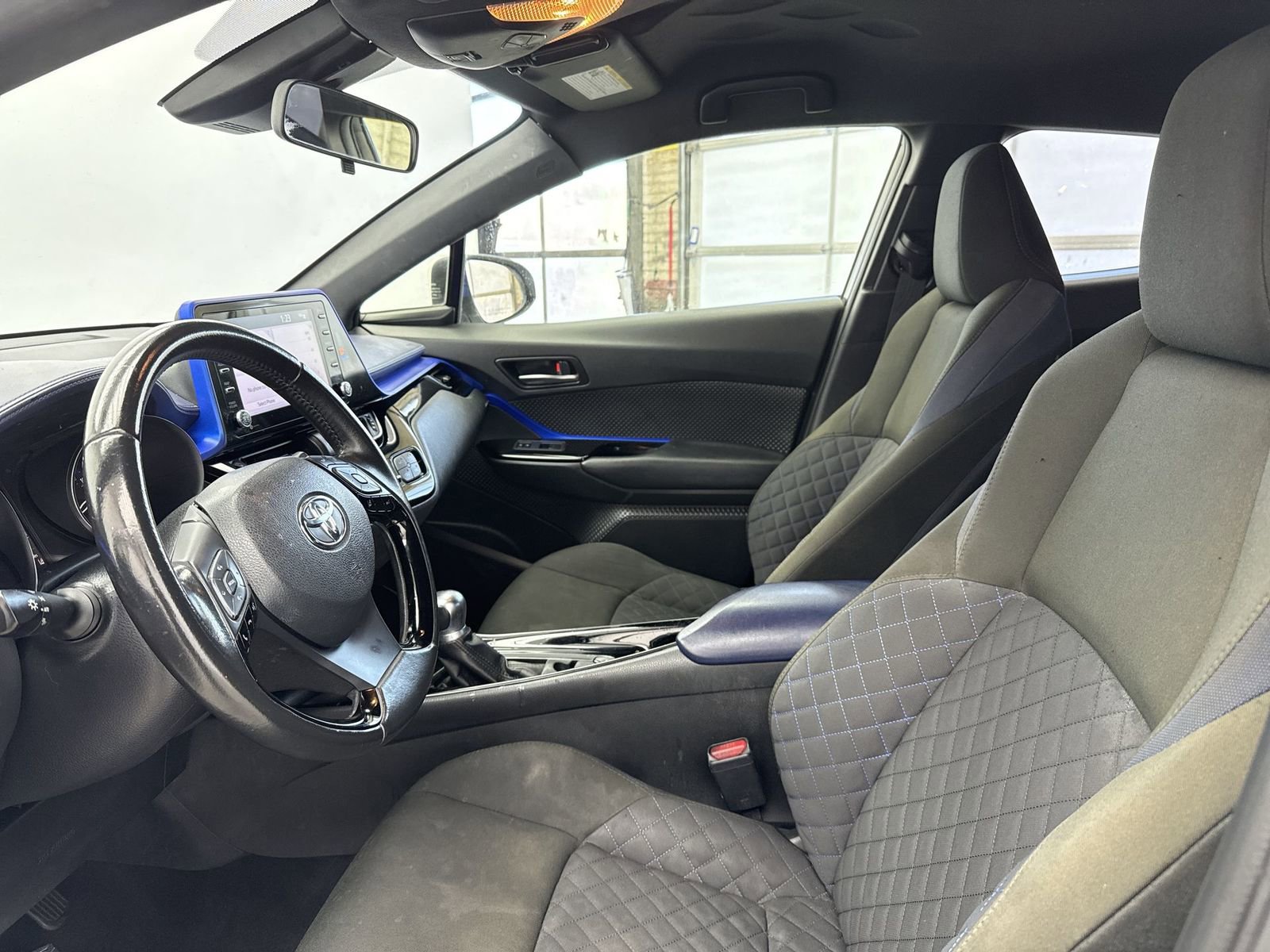 Used 2021 Toyota C-HR XLE image 11