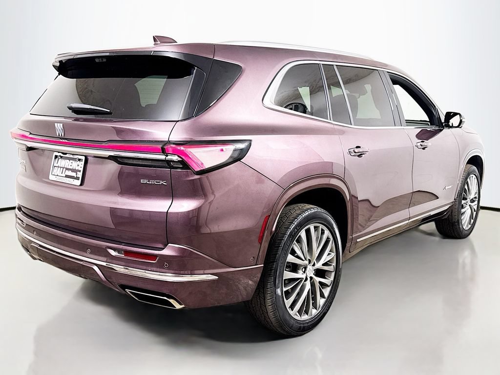 Certified 2025 Buick Enclave Avenir w/ Super Cruise Package AWD/4WD image 4