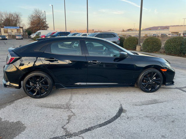 Used 2019 Honda Civic Sport image 6