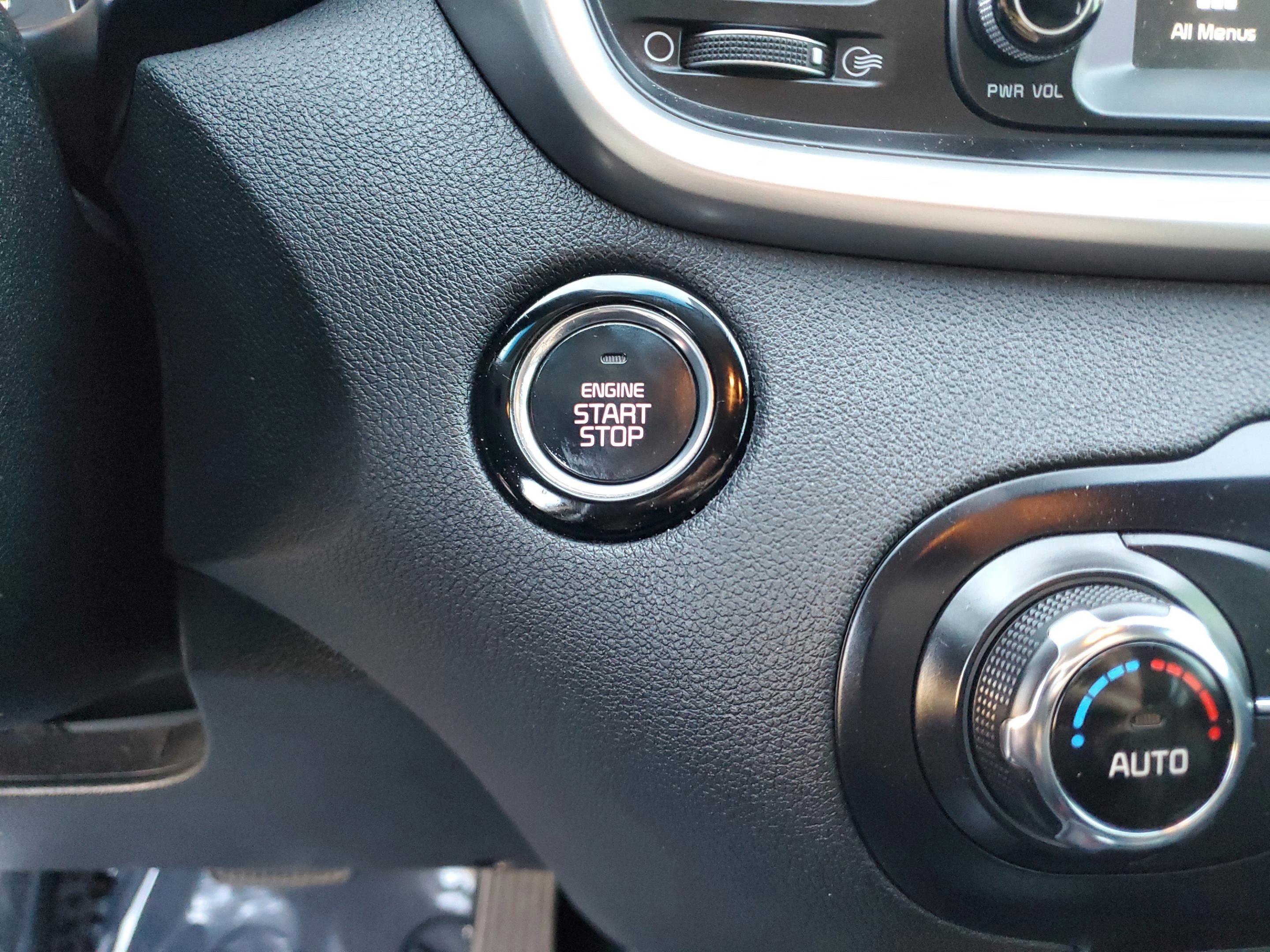 Used 2017 Kia Sorento LX image 22