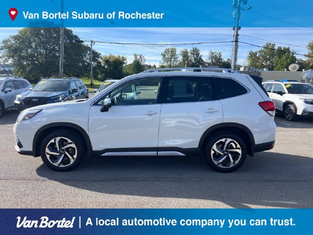 Certified 2024 Subaru Forester Touring AWD/4WD image 3