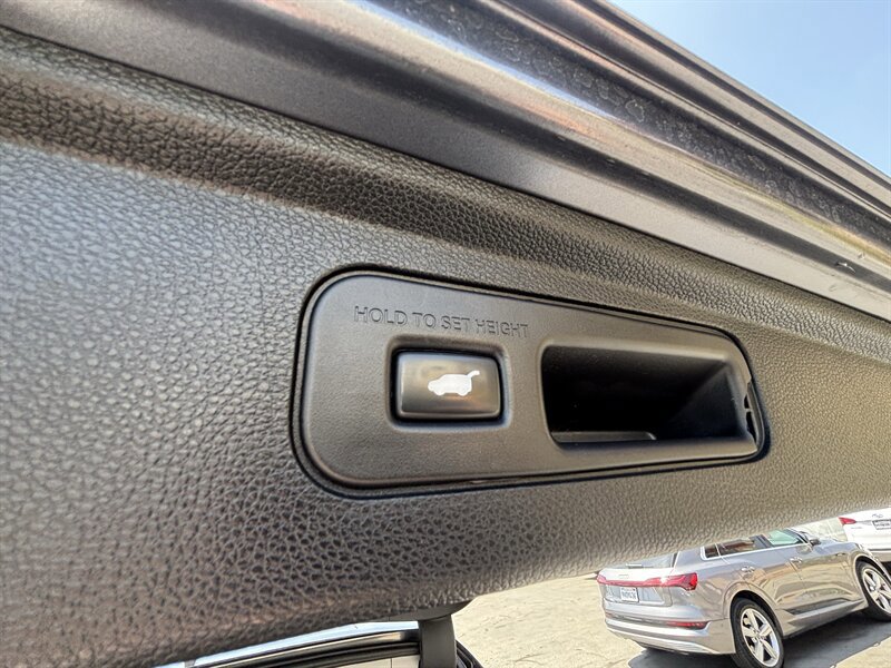 Used 2019 Honda Odyssey Elite image 22