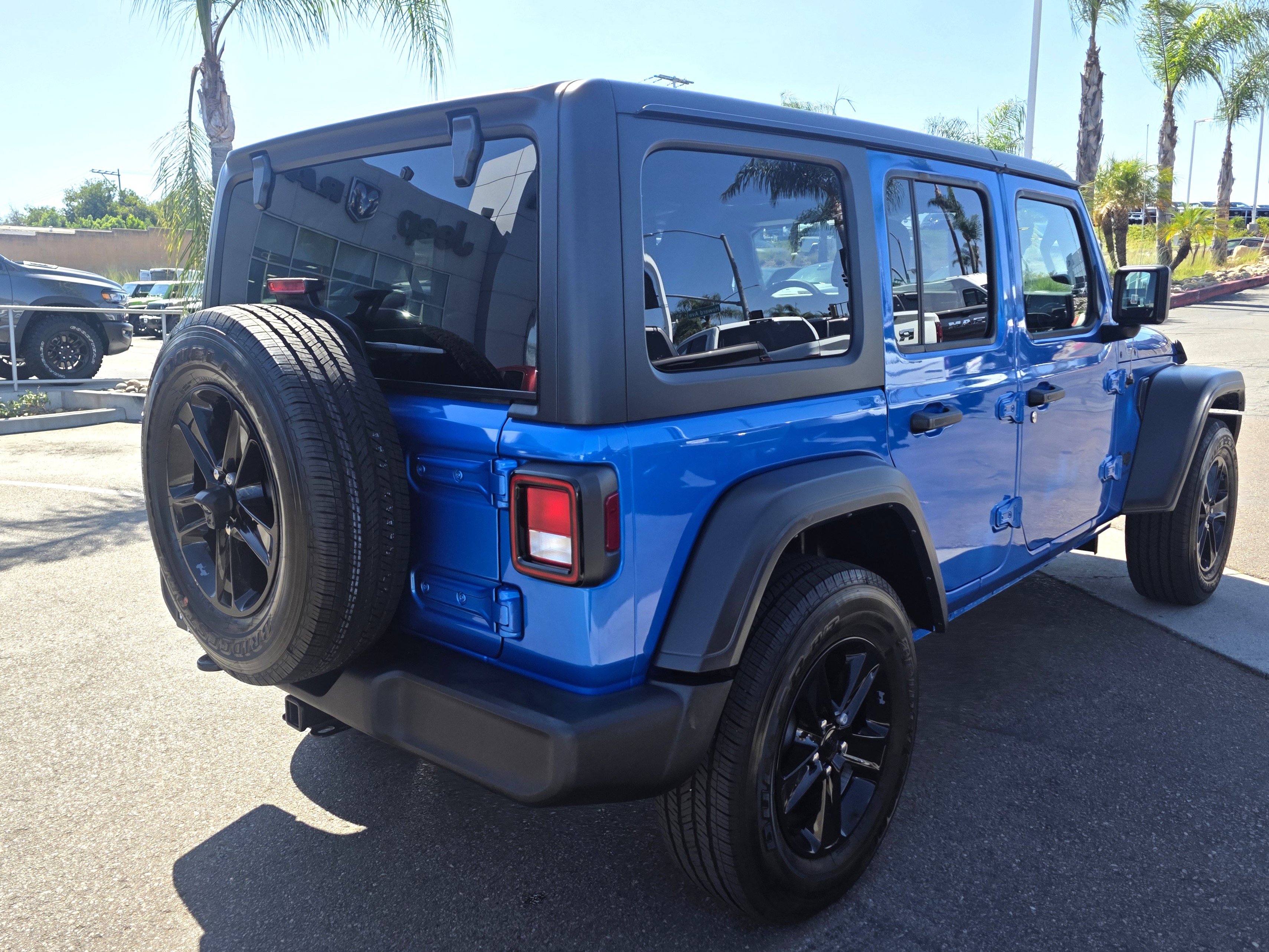 Certified 2023 Jeep Wrangler Unlimited Sport image 5