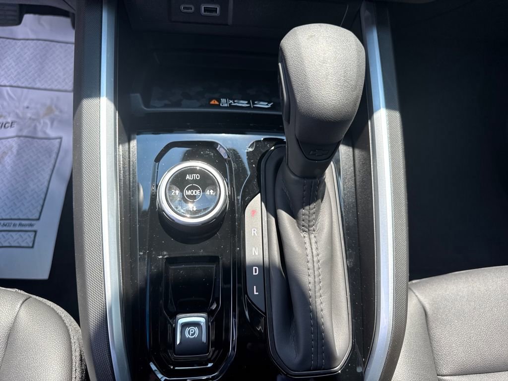 New 2026 Chevrolet Colorado Trail Boss AWD/4WD image 6
