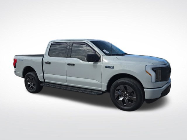 Used 2024 Ford F150 Lightning XLT AWD/4WD image 1