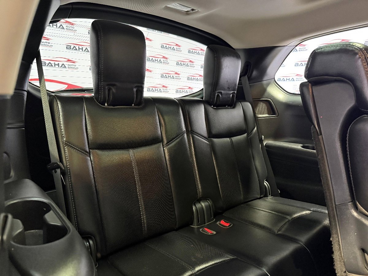 Used 2020 Nissan Pathfinder Platinum FWD image 60