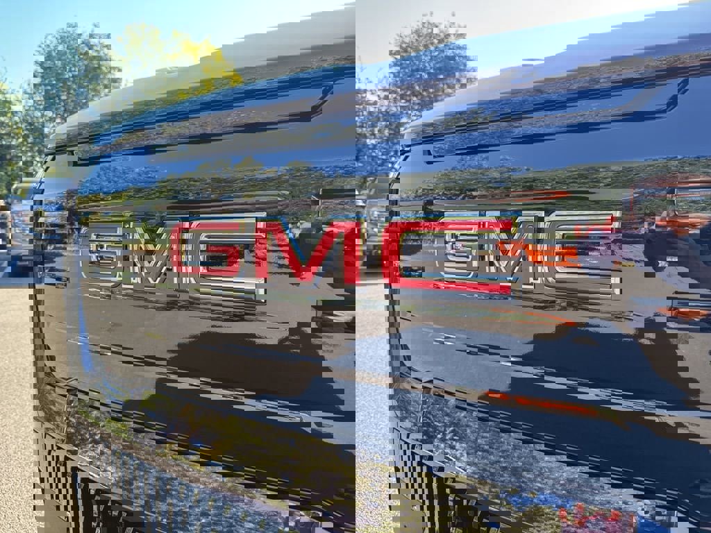 New 2026 GMC Sierra EV Elevation image 59