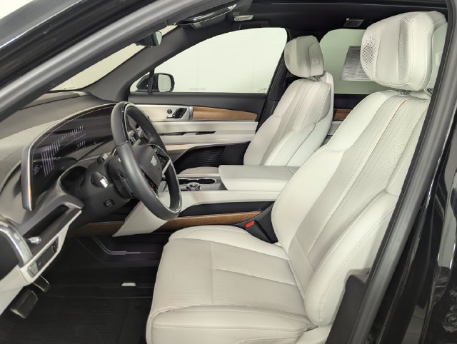Used 2026 Cadillac Vistiq Sport AWD/4WD image 10