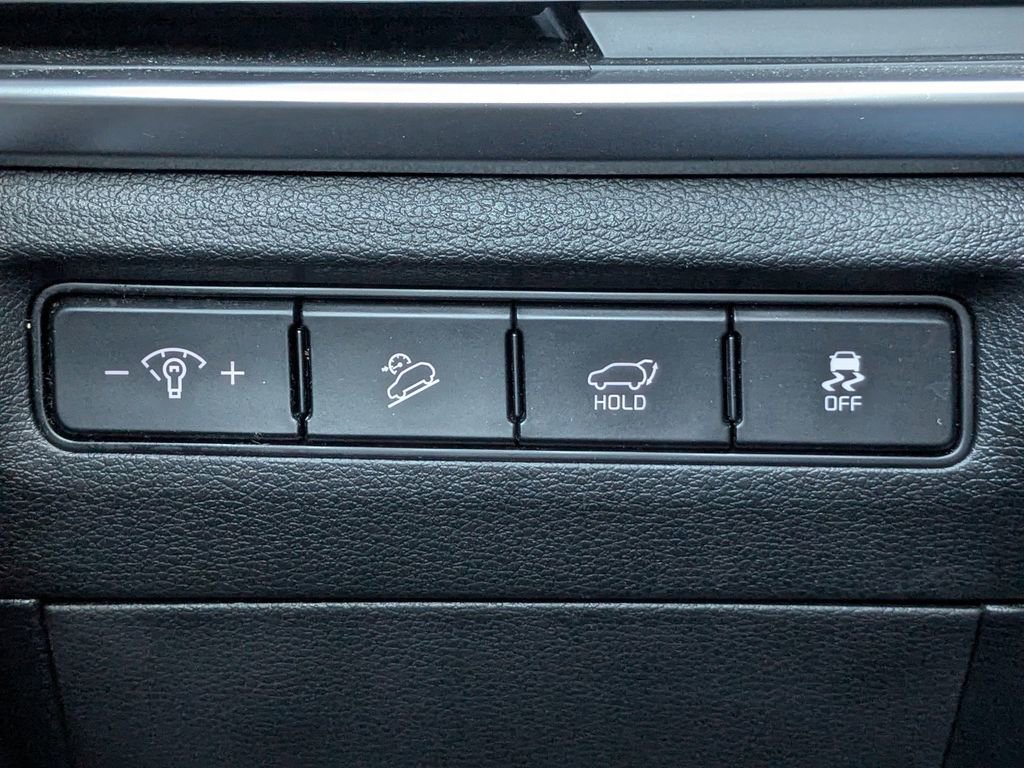 Used 2024 Kia Telluride EX w/ EX Captain's Chair Package image 39