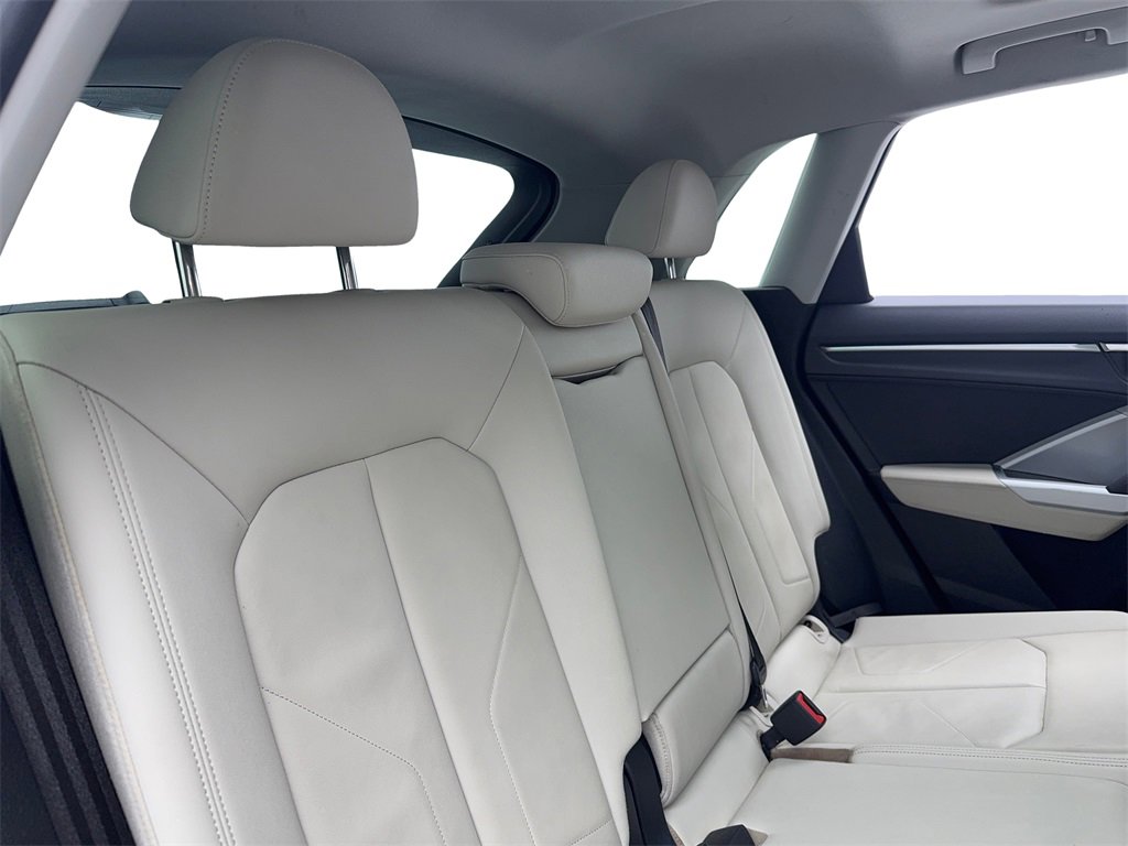 Used 2022 Audi Q3 2.0T Premium Plus image 41