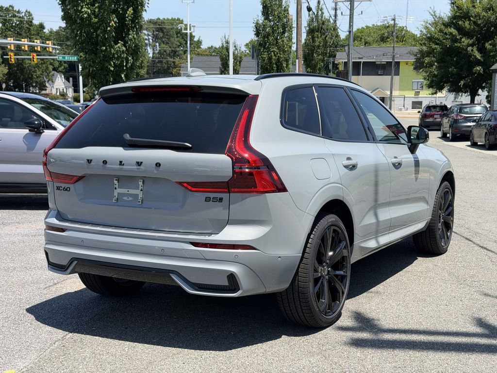 New 2026 Volvo XC60 B5 Ultra w/ Protection Package Premier AWD/4WD image 19