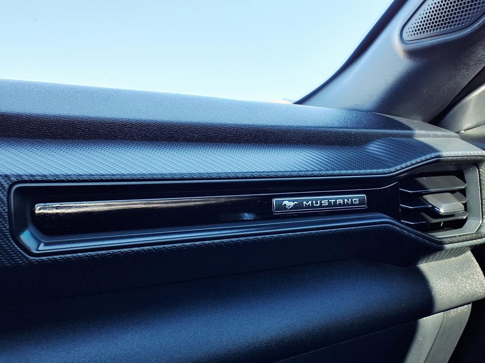 Used 2025 Ford Mustang Coupe image 23