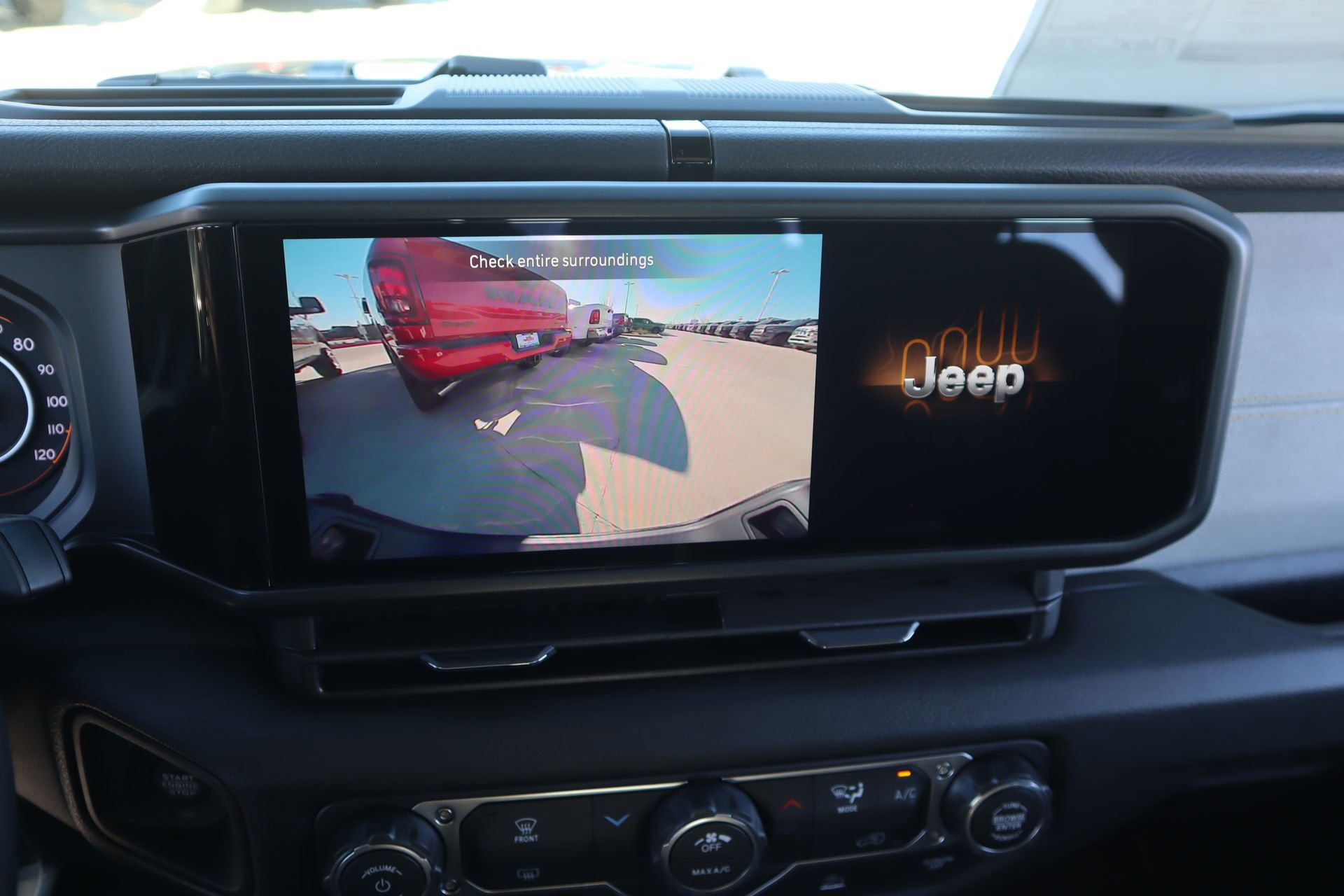 New 2026 Jeep Gladiator Sport AWD/4WD image 6
