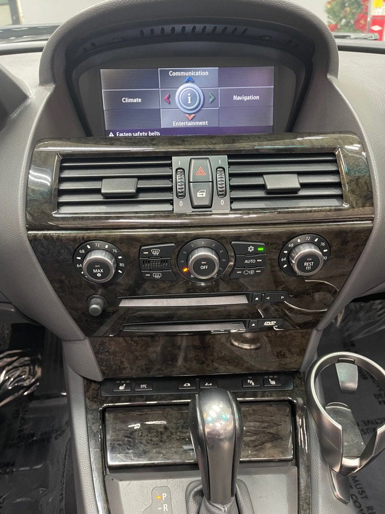 Used 2005 BMW 645Ci Convertible image 34