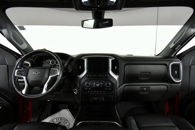 Used 2021 Chevrolet Silverado 1500 LT Trail Boss w/ Convenience Package II image 18