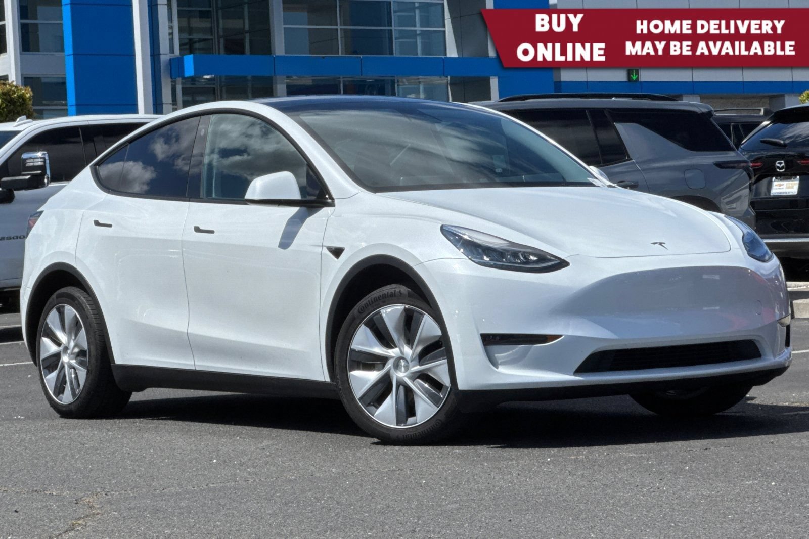 Used 2023 Tesla Model Y Long Range AWD/4WD image 1