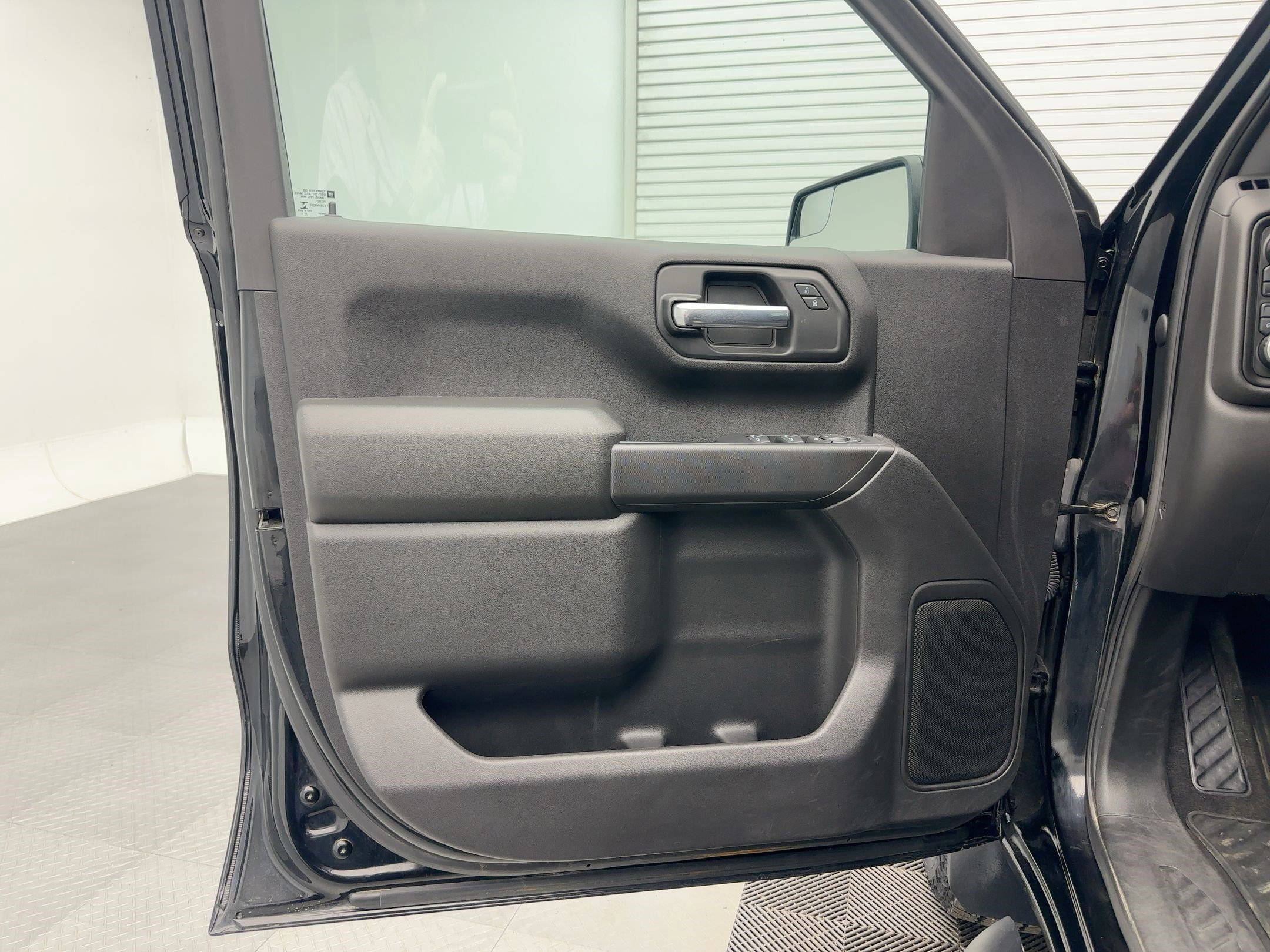 Certified 2023 Chevrolet Silverado 1500 Custom Trail Boss w/ LPO, Dark Essentials Package image 21