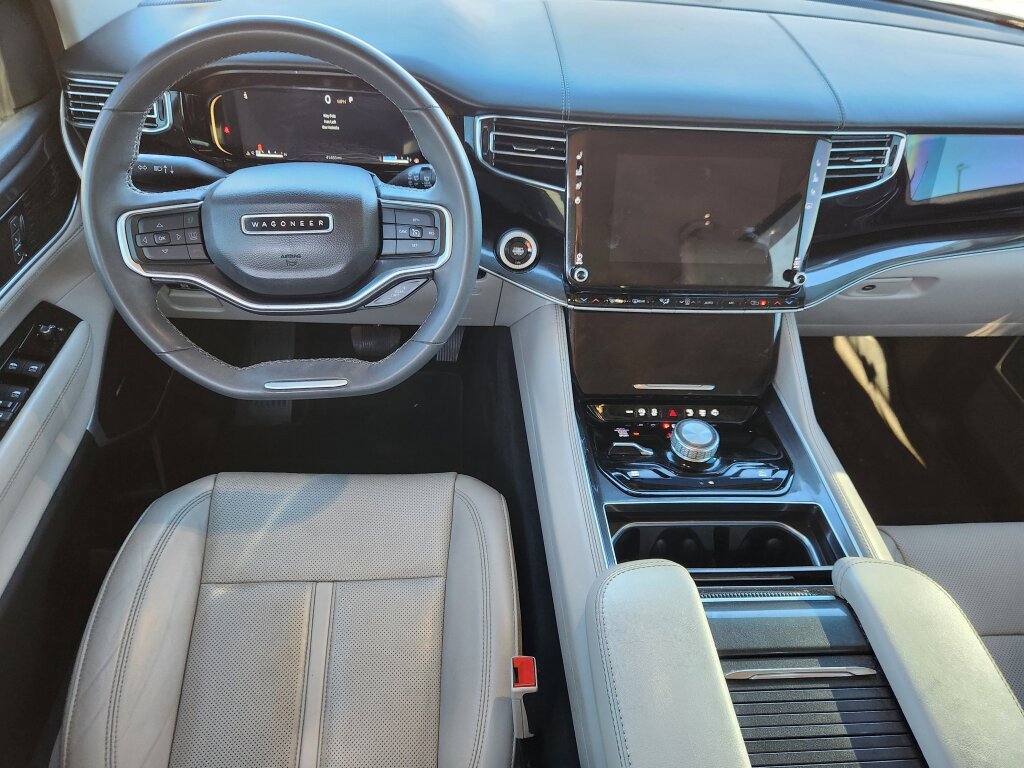 Used 2023 Jeep Wagoneer 4WD w/ Rear Seat Video Group 1 image 11