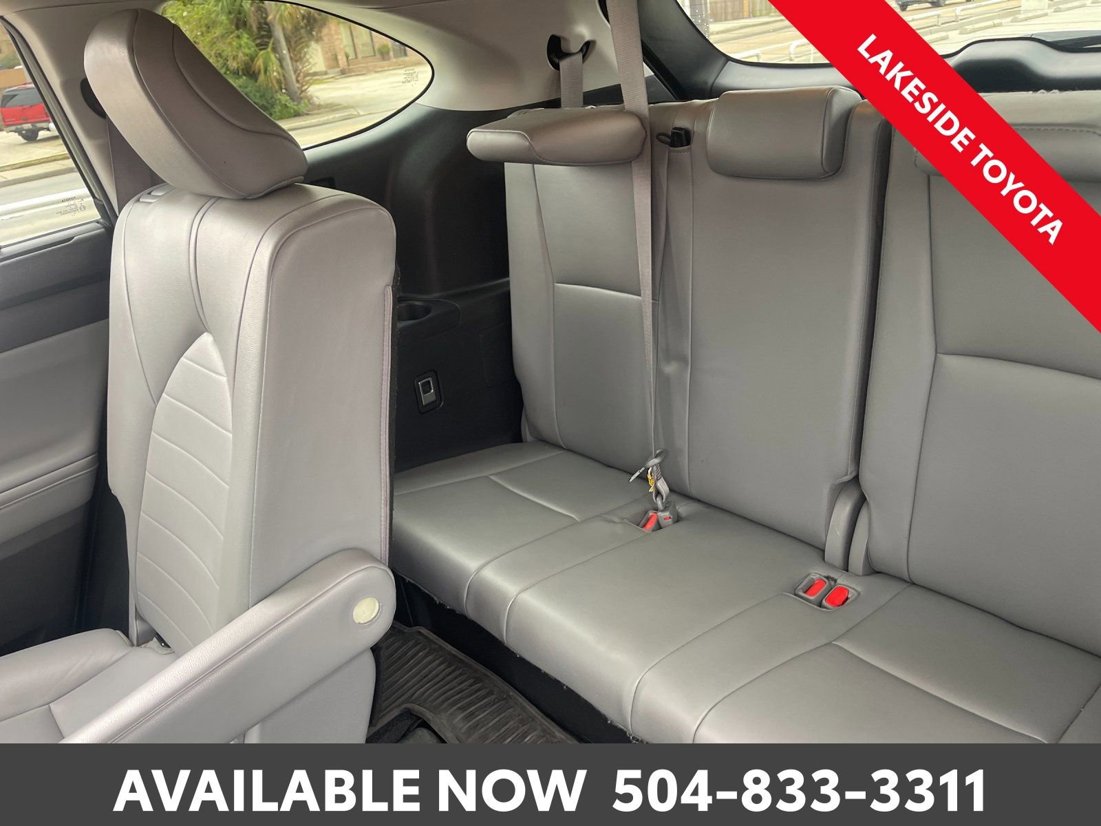 Used 2023 Toyota Highlander XLE image 18